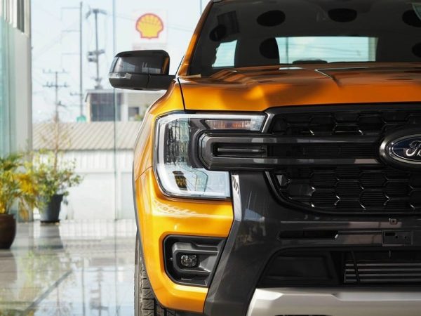 Alternative view of Ford Ranger Wildtrak 2025: Bảng giá lăn bánh, Thông tin Xe & Ưu đãi tháng 12/2025