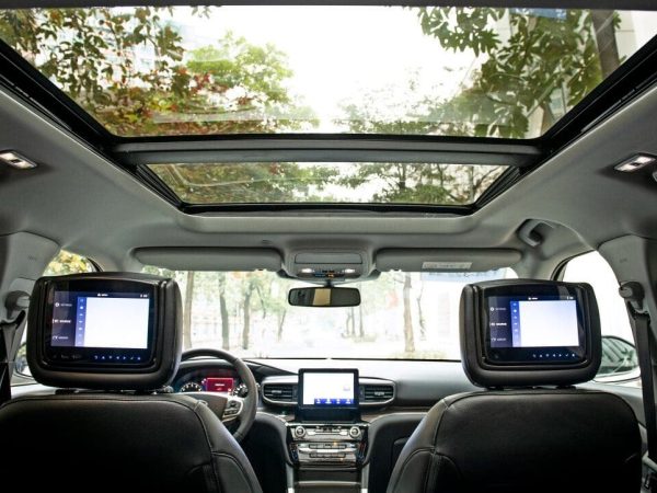 Alternative view of Ford Explorer: Bảng giá lăn bánh, Thông tin Xe & Ưu đãi tháng 12/2025